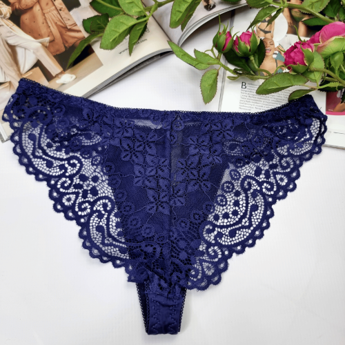 Brazyliany-koronkowe-Magnolia-granatowy-2 (1).png