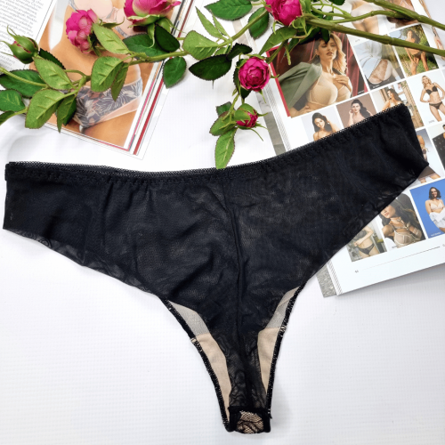 Brazyliany-wysoki-stan-z-ozdobnymi-paseczkami-siateczka-Jessica-czarny-2 (2).png