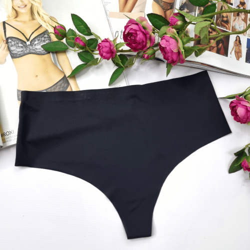 Stringi-bezszwowe-laserowo-ciete-wysoki-stan-Amanda-czarny-2 (1).png