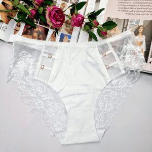 Majtki z haftowanej siateczki laserowo cięte wysoki stan Sabrina biały