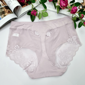 Majtki z siateczki niezwykła miękkość wysoki stan MODES jasny pudrowy róż
