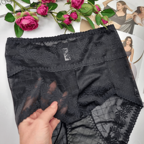 Majtki-modelujace-sylwetke-z-wysokim-stanem-Delfina-czarny-2 (2).png