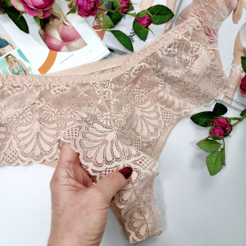 Stringi koronkowe z wysokim stanem Francesca beżowy 3