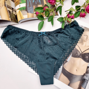  Brazyliany  z haftowanego tiulu ROZALIA No.2 butelkowa zieleń