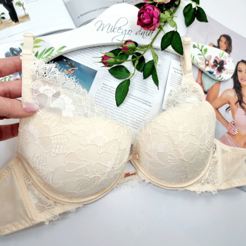 Biustonosz z koronką wzdłuż ramiączek push-up ZUZANNA cielisty 2