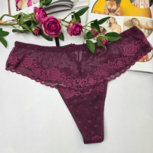 Stringi z haftowanej siateczki wysoki stan z ozdobnym tyłem plus size MARSELA bordowy 3