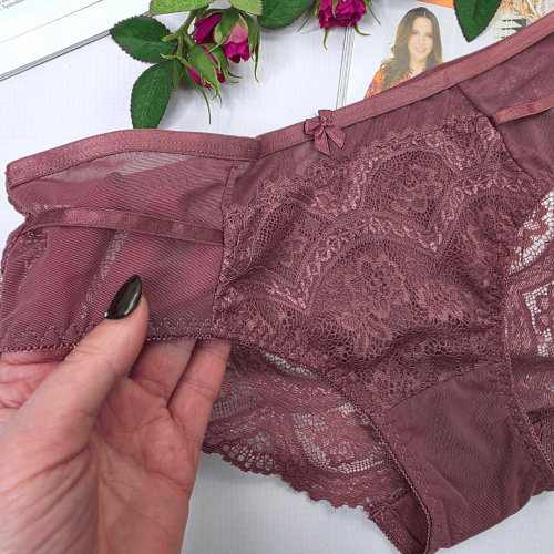 Majtki koronkowe z ozdobnymi paseczkami BIANKA wrzosowy  2