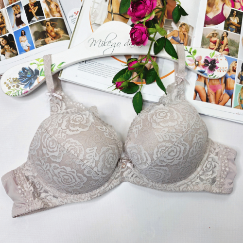 Biustonosz koronkowy push-up łapka z koronką wzdłuż ramiączek SABRINA beżowy 1