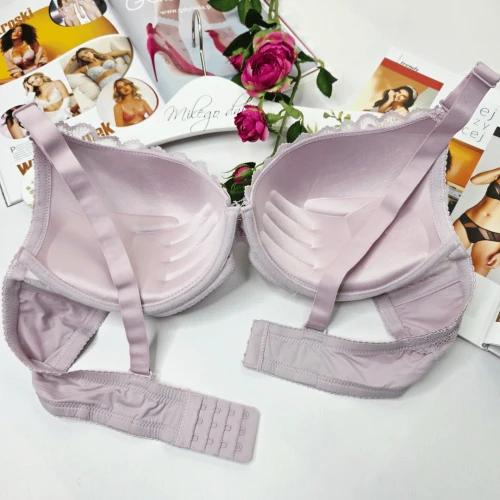 Biustonosz koronkowy push-up łapka WIRGINIA pudrowy 3