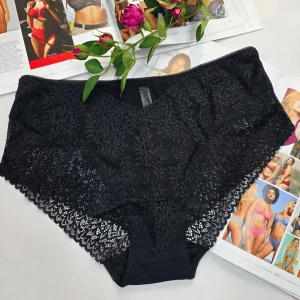 Majtki bawełniane koronkowe wysoki stan plus size KLARA czarny