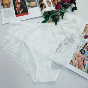 Majtki bawełniane koronkowe wysoki stan plus size KLARA ecru