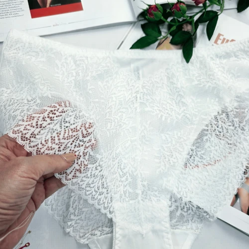 Majtki bawełniane koronkowe wysoki stan plus size KLARA ecru 2