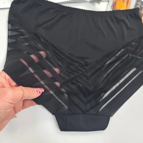 Majtki laserowo cięte z siateczką plus size wysoki stan Odette czarny 3
