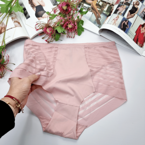 Majtki-laserowo-ciete-z-siateczka-wysoki-stan -Odette-pudrowy-roz-4.png