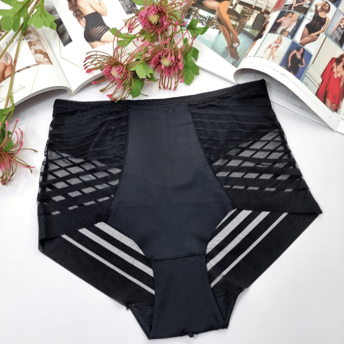 Majtki-laserowo-ciete-z-siateczka-wysoki-stan -Odette-czarny-2 (1).png